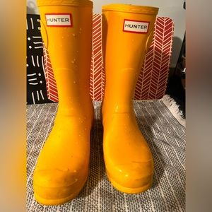 Size 9 Hunter boots